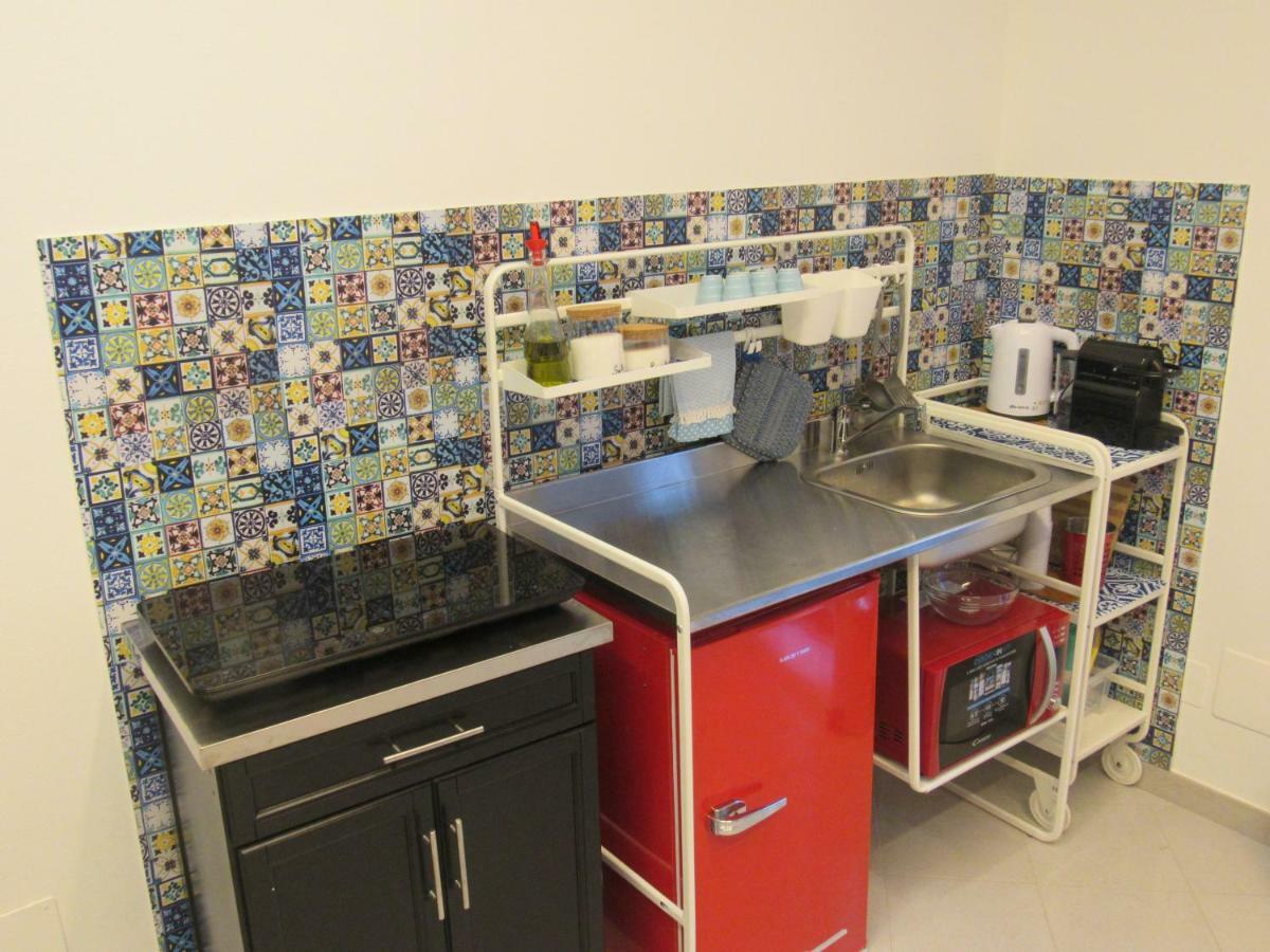 Polpo E Polpessa Casa Vacanze Липари Екстериор снимка
